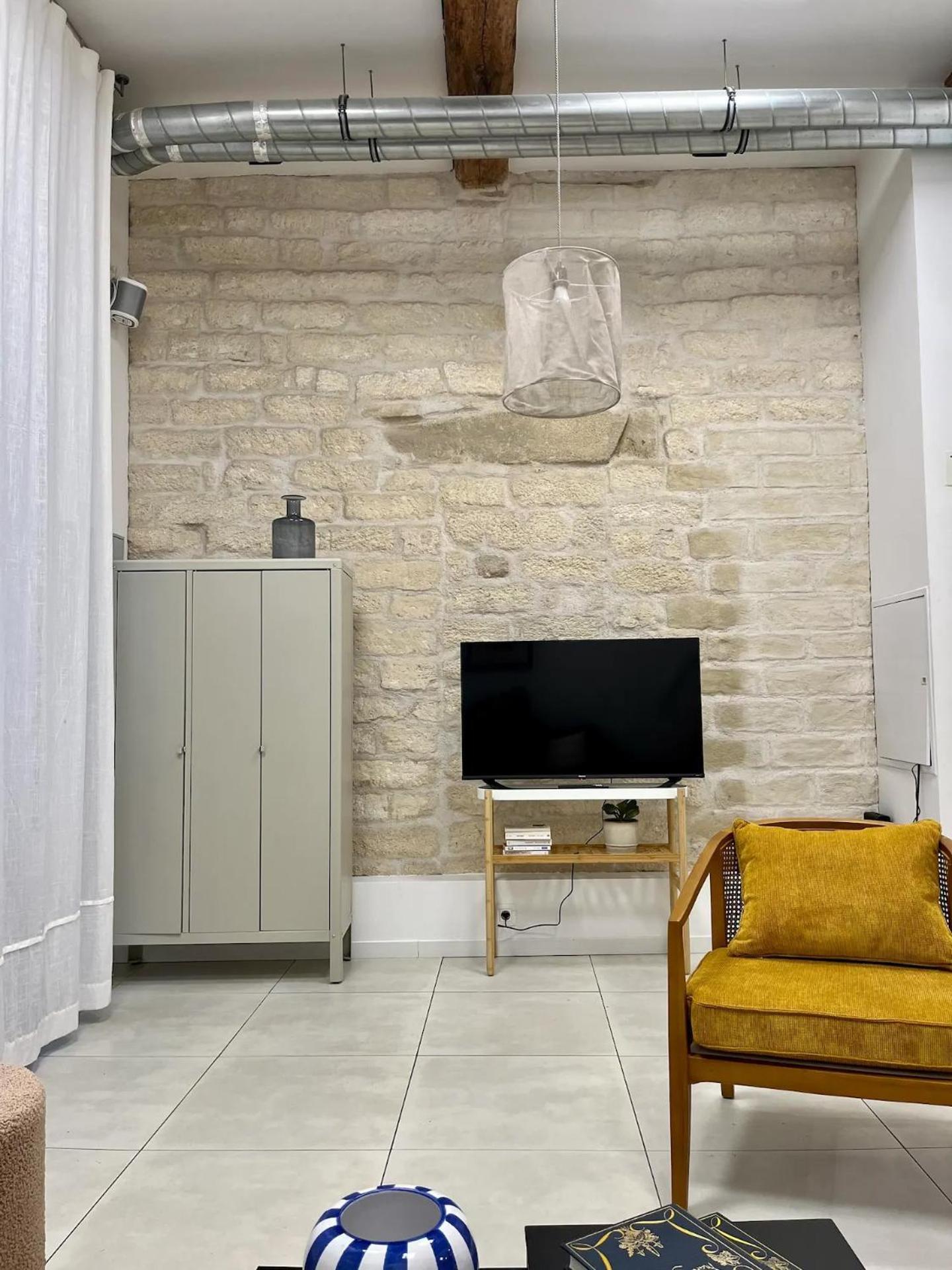 Le Chaptal • Beau T2 • Clim • Centre Gare St Roch Appartement Montpellier Buitenkant foto