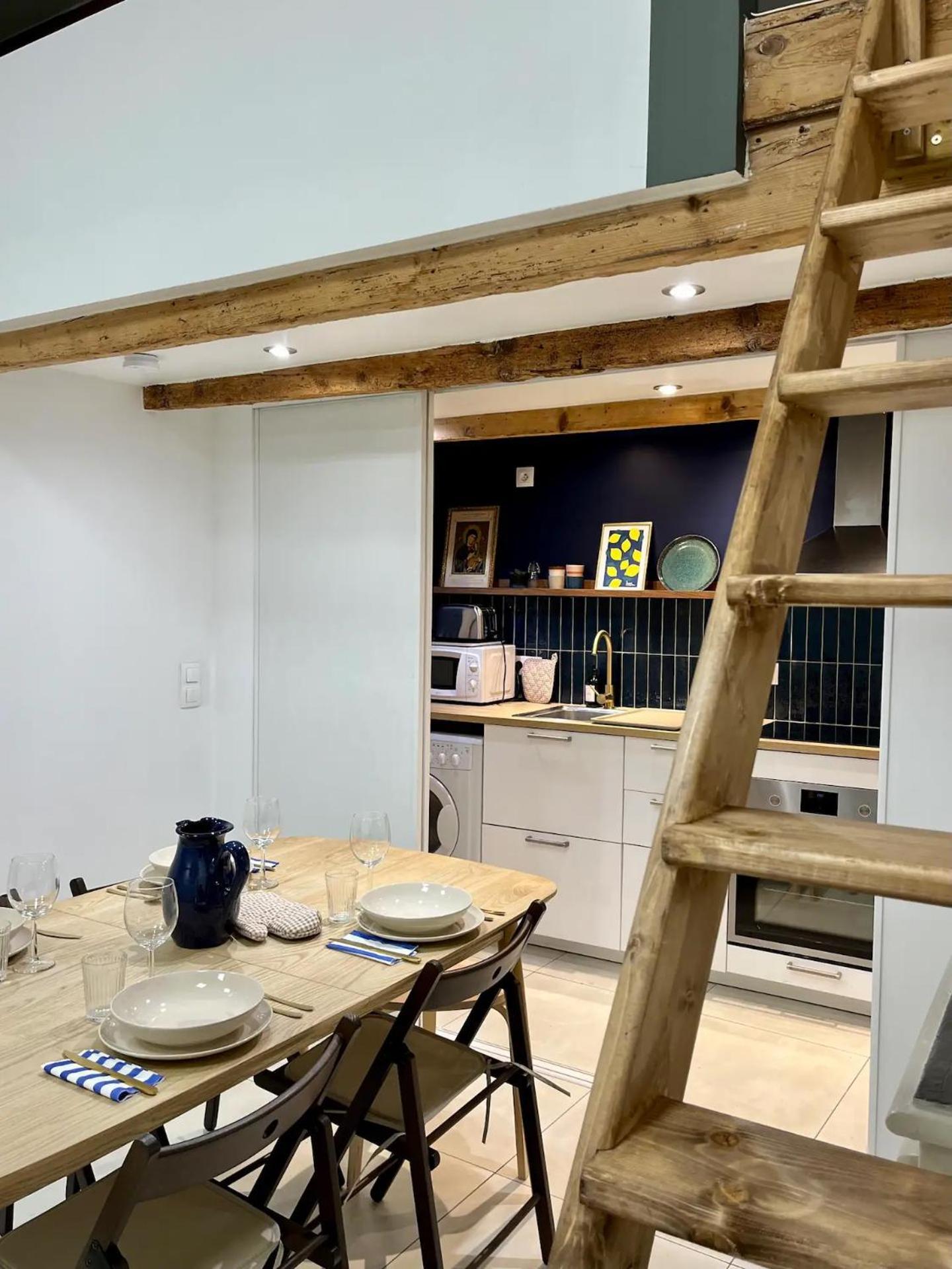 Le Chaptal • Beau T2 • Clim • Centre Gare St Roch Appartement Montpellier Buitenkant foto